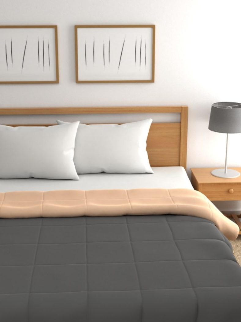 Raymond Home Checkered Double Quilt(Polyester, Grey)