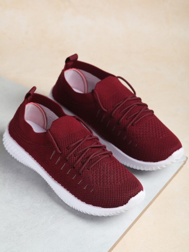 Fabbmate Latest Sports Shoes For Women’S Light Weight And Comfortable Walking Shoes For Women(Maroon)