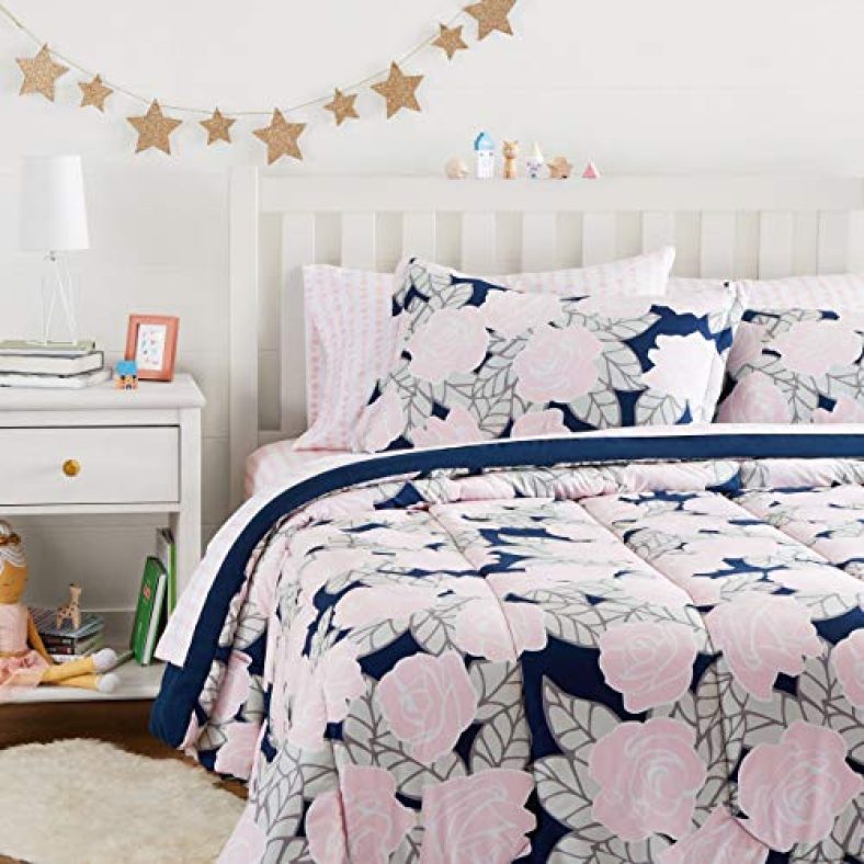 Amazon Basics Easy-Wash Microfiber Kid’S Bed-In-A-Bag Bedding Set – Full Or Queen Size, Pink Flowers – With 4 Pillow Covers (Pack Of 1 Set With 6 Piece)