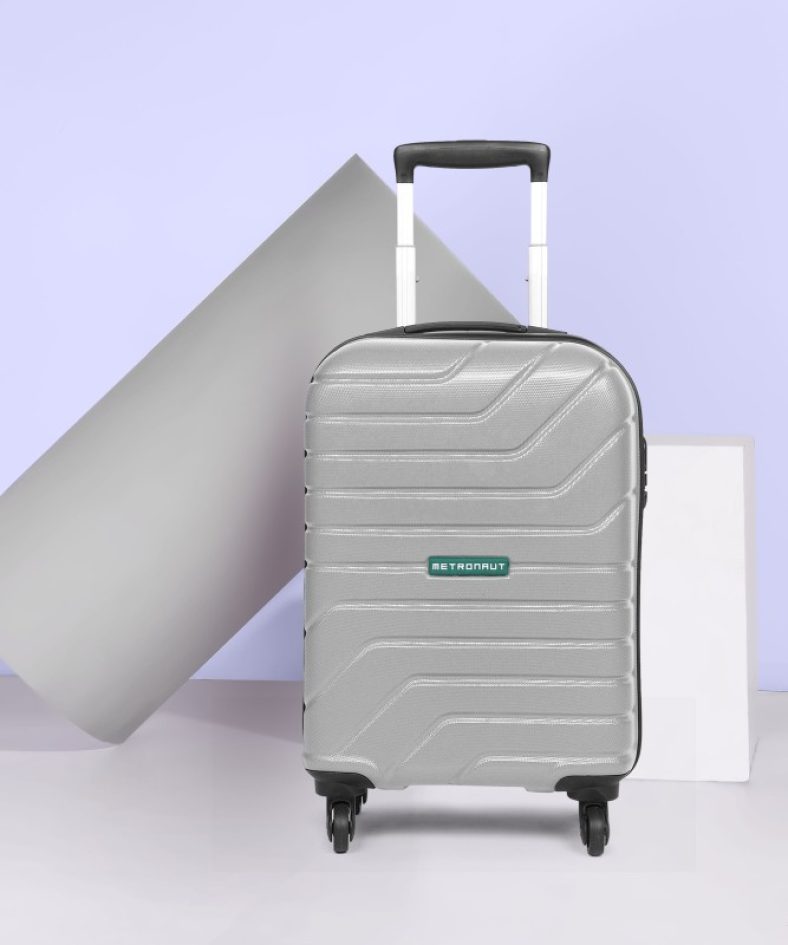 Metronaut Bent Cabin Suitcase 4 Wheels – 22 Inch